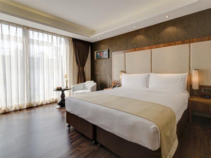 Holiday Inn Kolkata Airport By Ihg