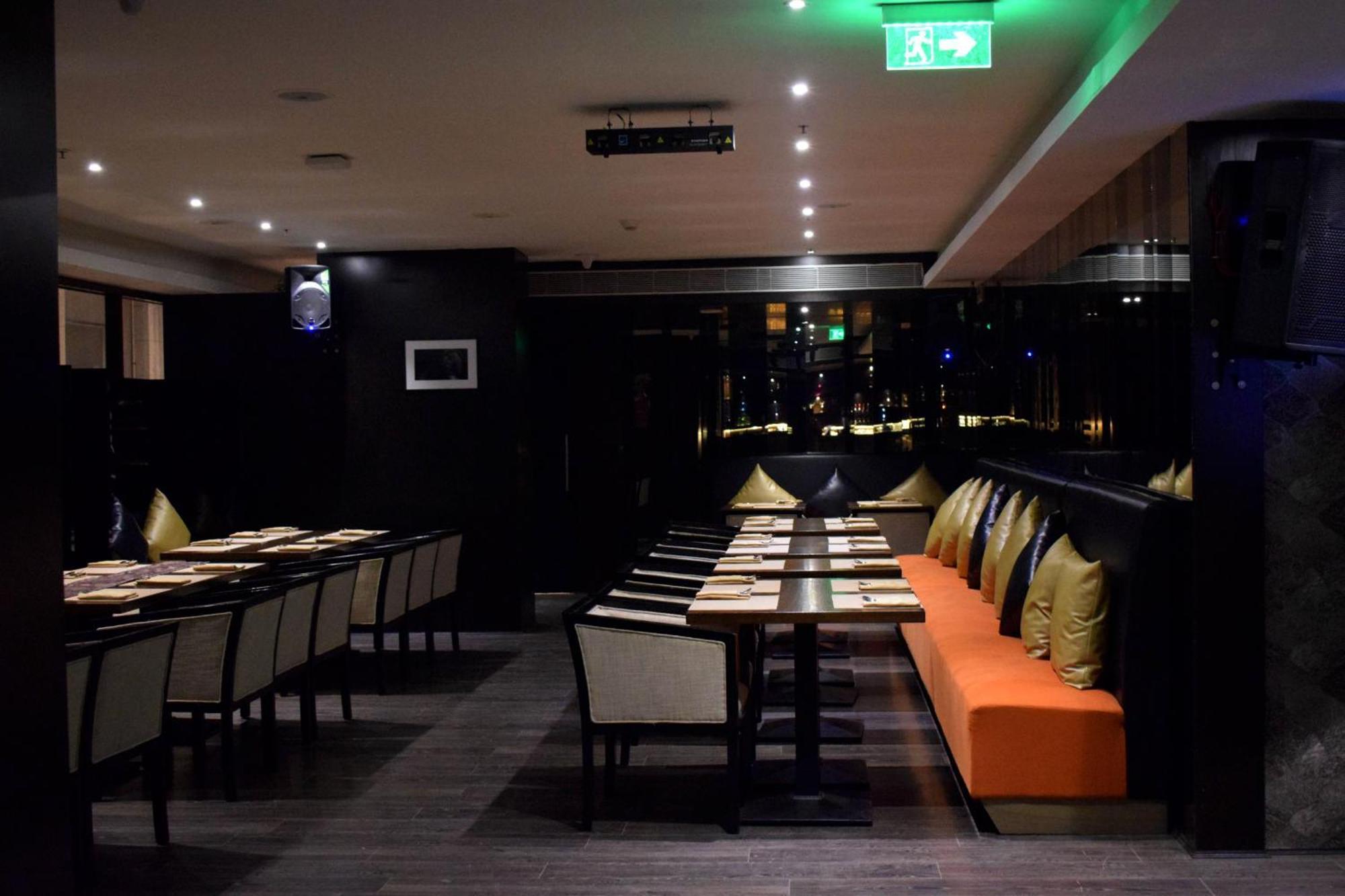Holiday Inn Kolkata Airport By Ihg 5*
