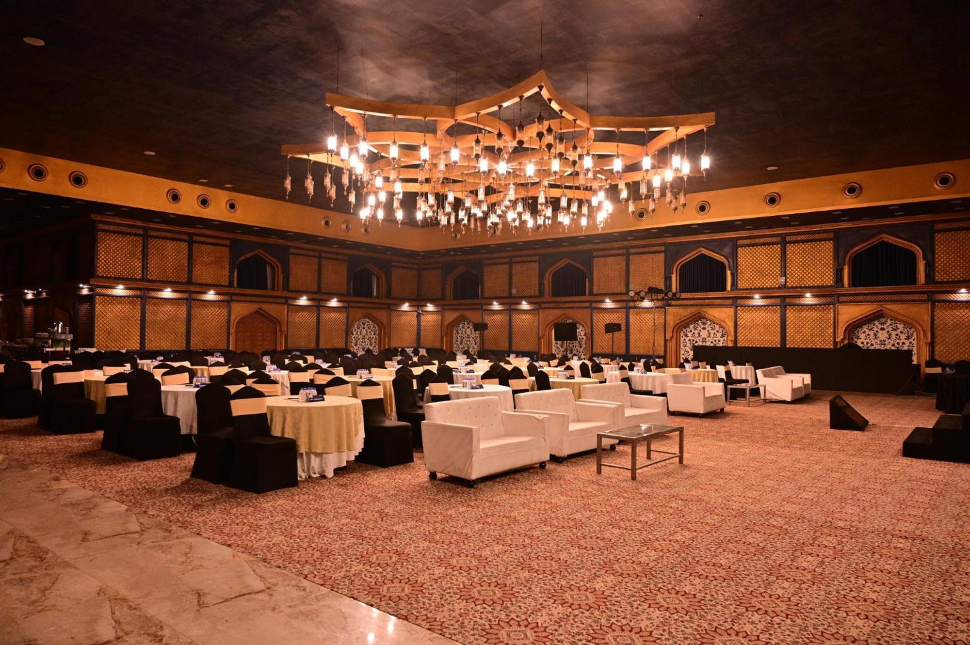 Holiday Inn Kolkata Airport By Ihg Kolkata